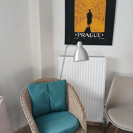 Athina Apartment *